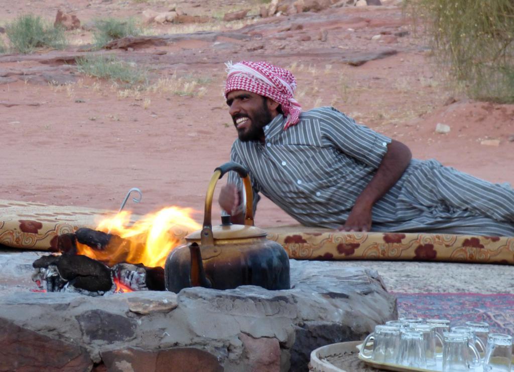 Mohammed Mutlak Camp Hotel Wadi Rum Exterior photo